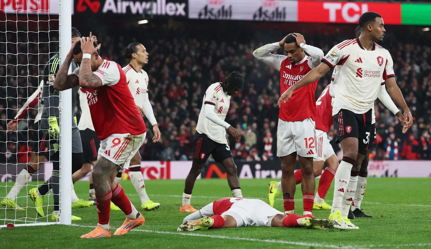 Arsenal held 0-0 by Liverpool, miss chance to extend top spot