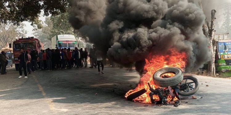 Student dispute sparks violence, protest in school