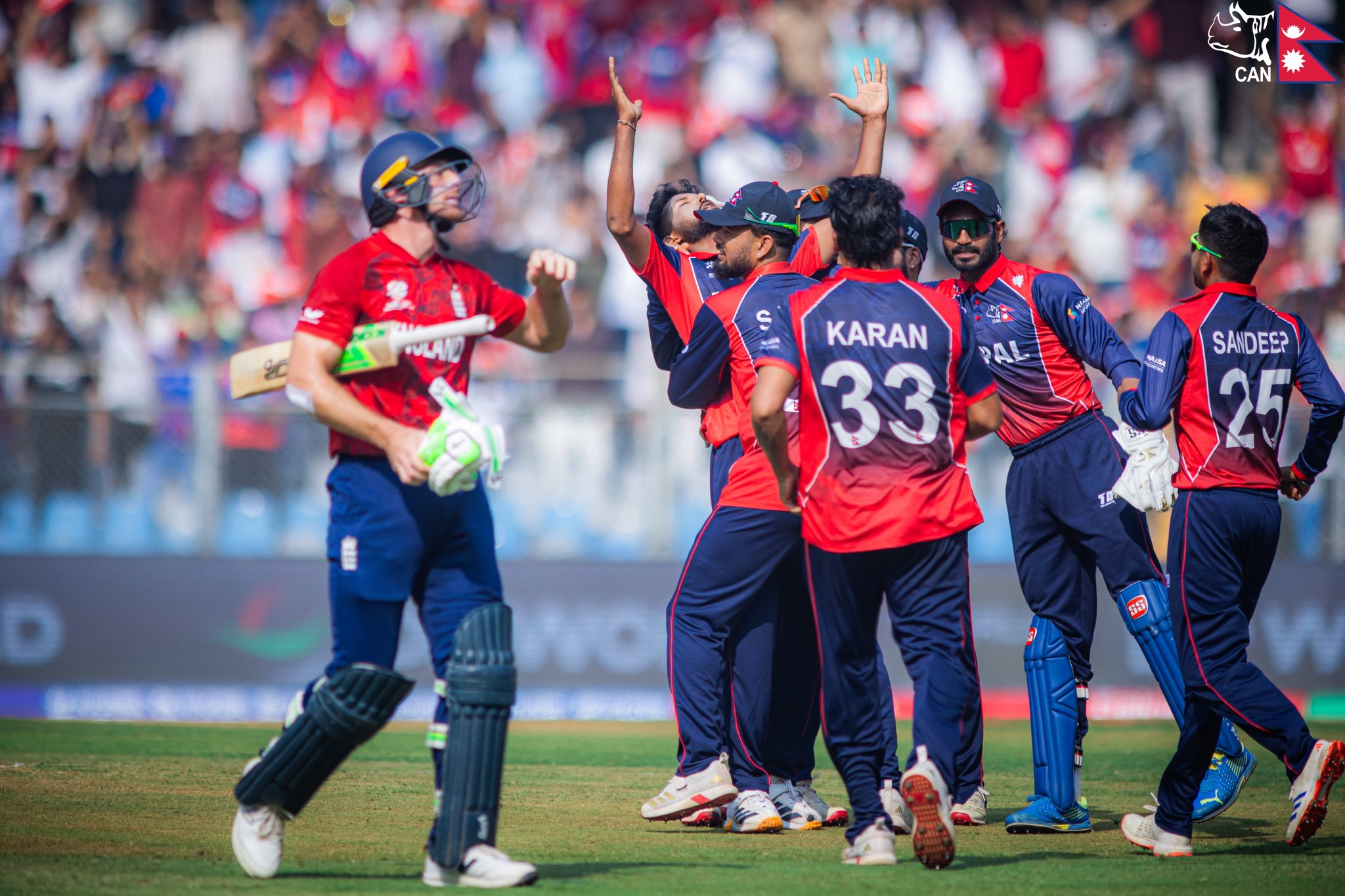 England sets a target of 185 runs for Nepal (photos)