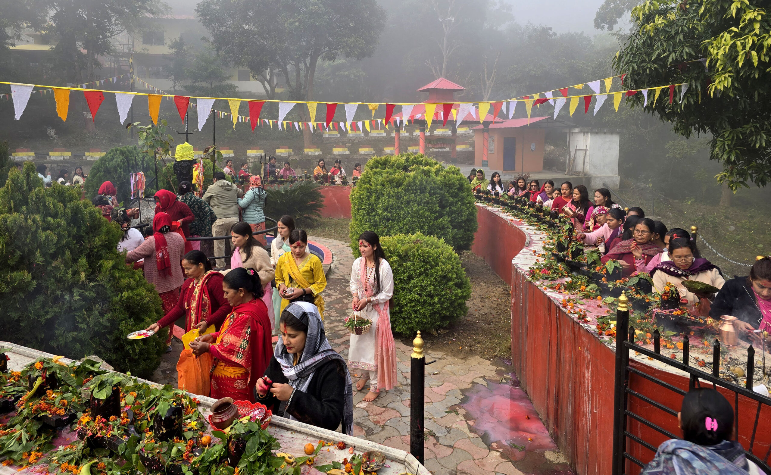 Maha Shivaratri today (photos)