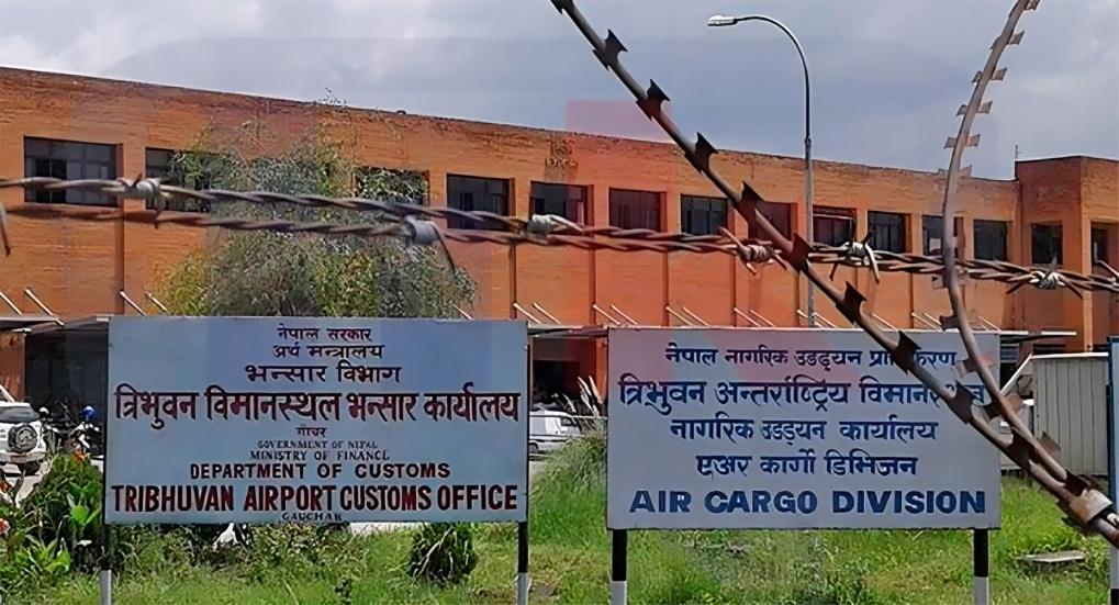 TIAs customs staff caught red-handed taking bribes