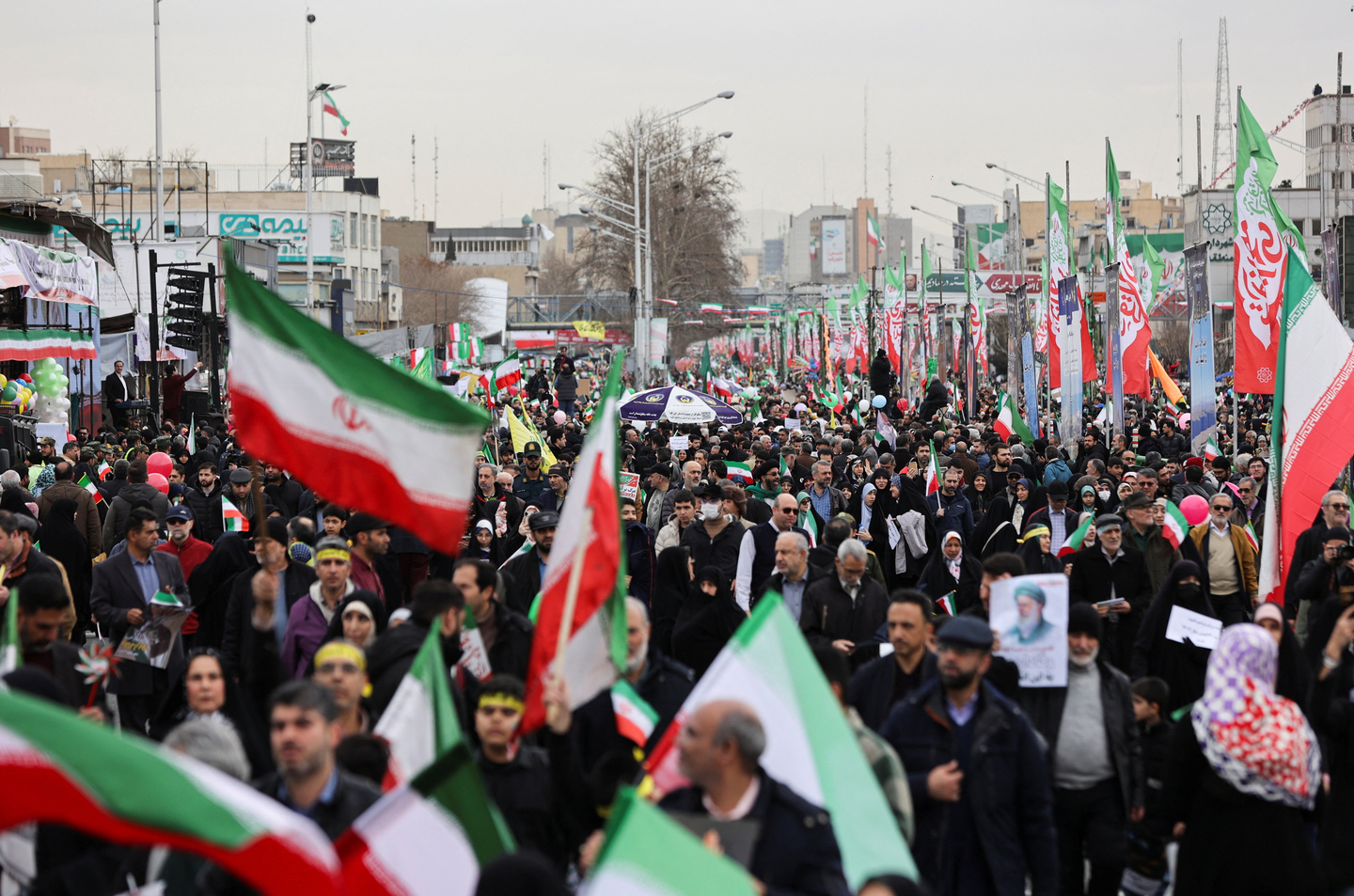 Deaths in Iran’s crackdown on protests reach more than 7,000, activists say