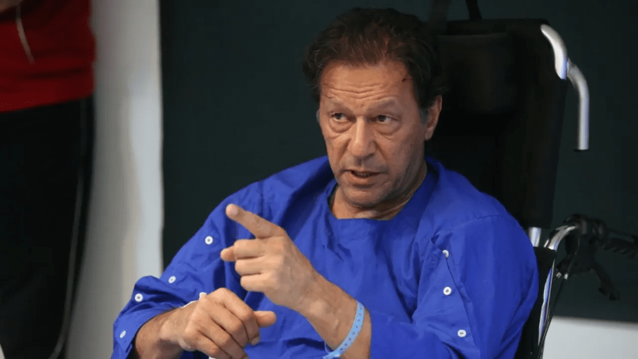 Former cricket captains appeal Pakistan govt over Khan care