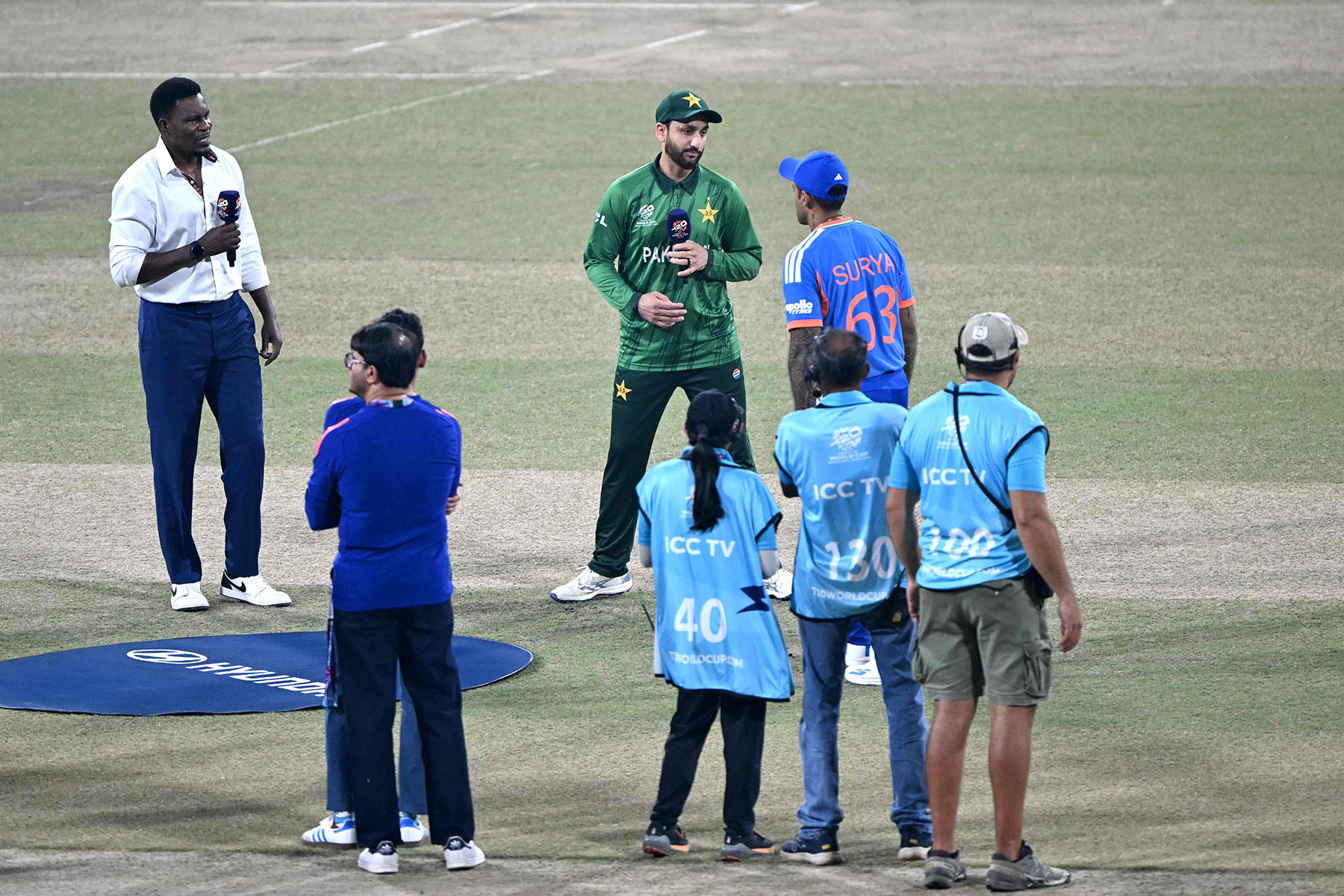 T20 World Cup blockbuster: Pakistan elect to bowl first against India