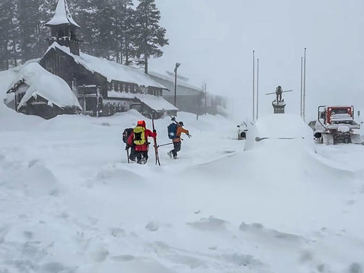 6 skiers trapped, 10 missing in Northern California avalanche