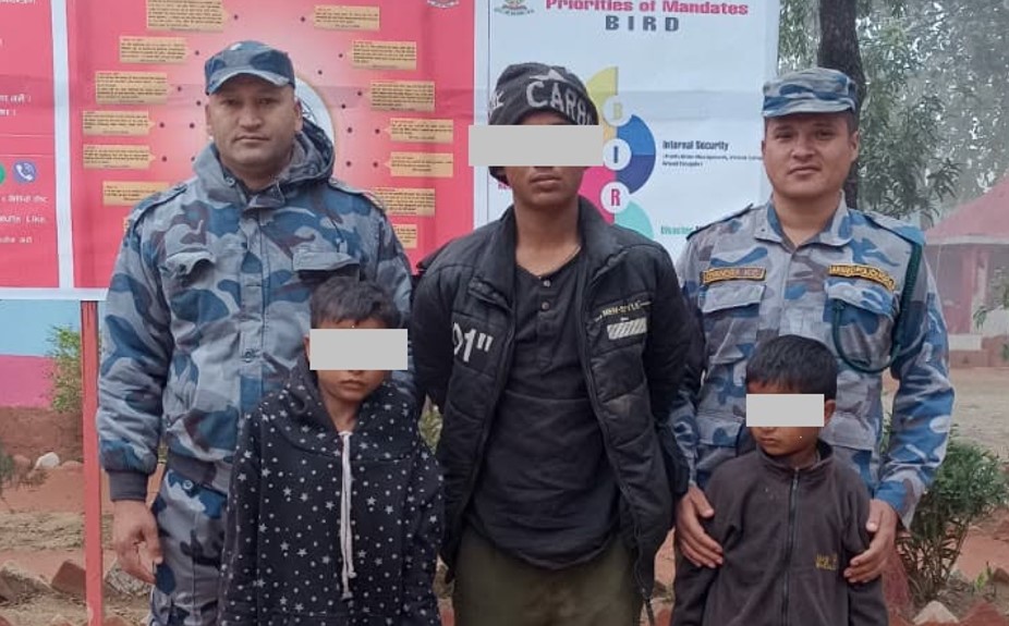Youth detained with 2 children in Nawalparasi (East)