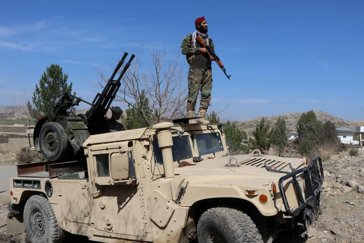 Afghan govt says four civilians killed by Pakistan shelling