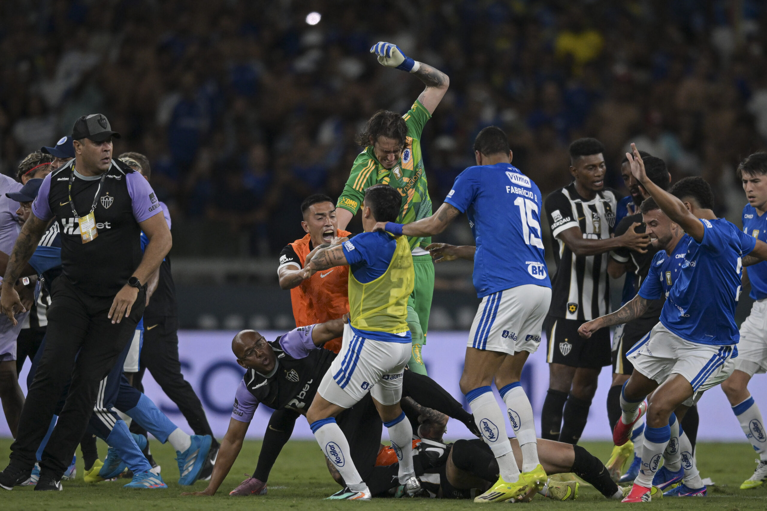 23 players sent off in Brazilian league final after mass brawl