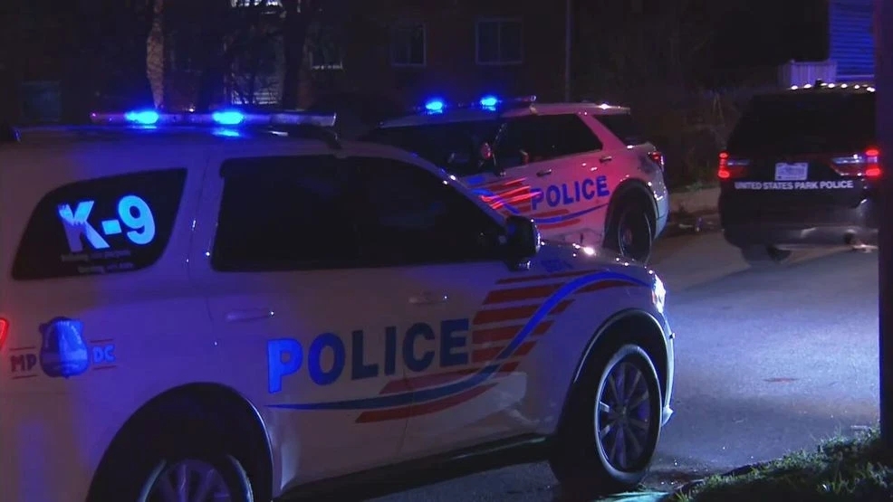 US police probe shooting of DC officer in car ‘ambush’