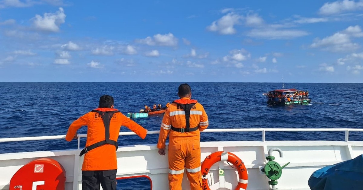 All crew members rescued after boat sinks in Indonesia’s North Maluku waters