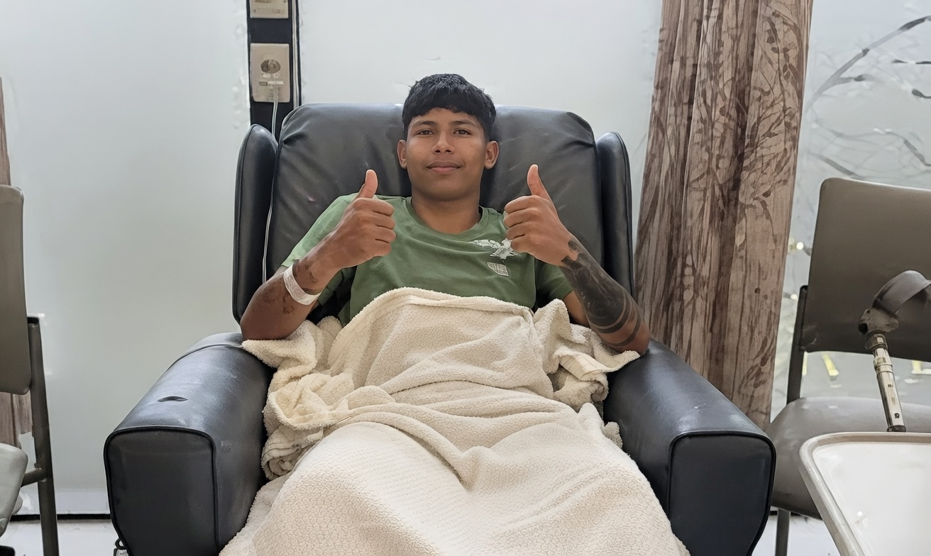 Samba undergoes successful knee surgery
