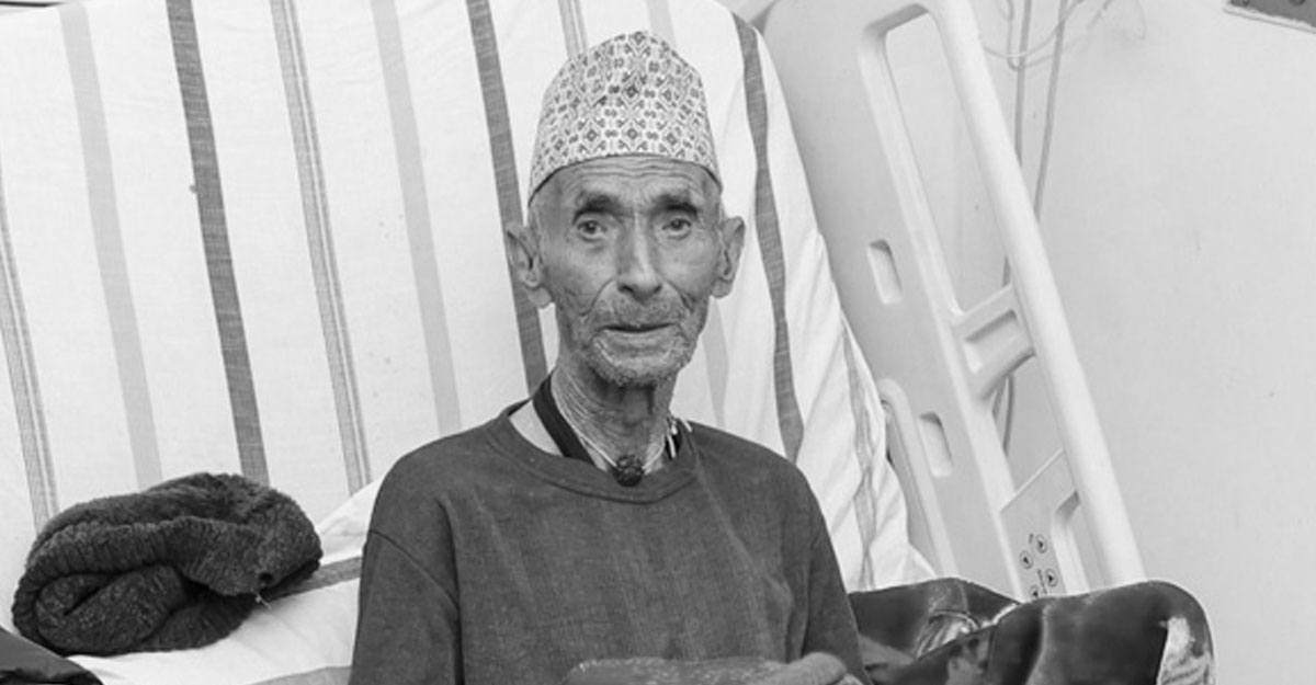 UML Chair Oli bereaved of his father