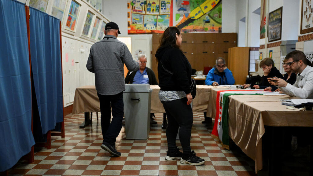 Polls open in Hungary in a key election that could unseat populist Prime Minister Orbán