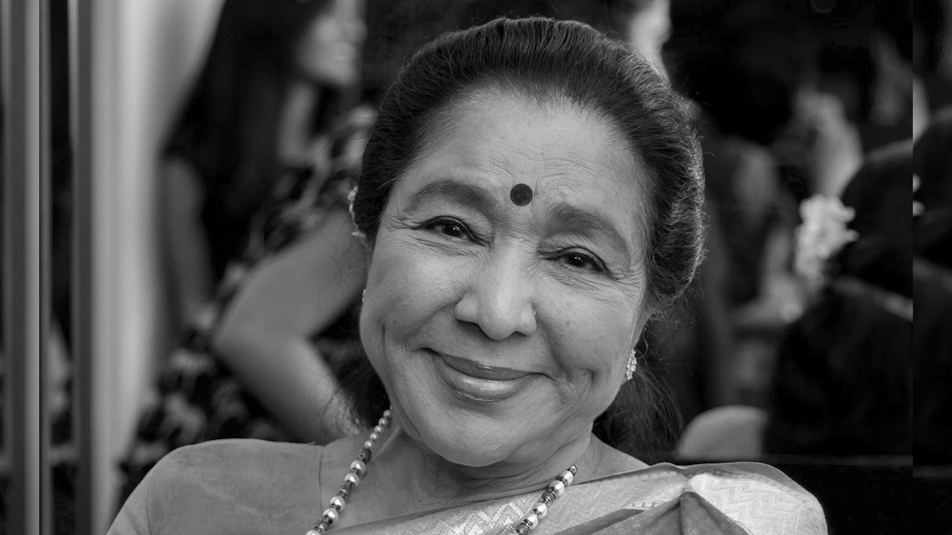 Legendary singer Asha Bhosle passed away