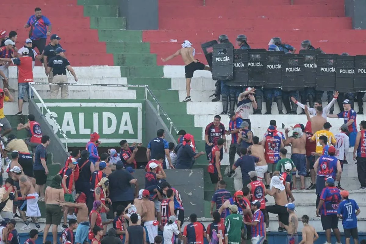 Multiple injured in clash at Paraguay football match