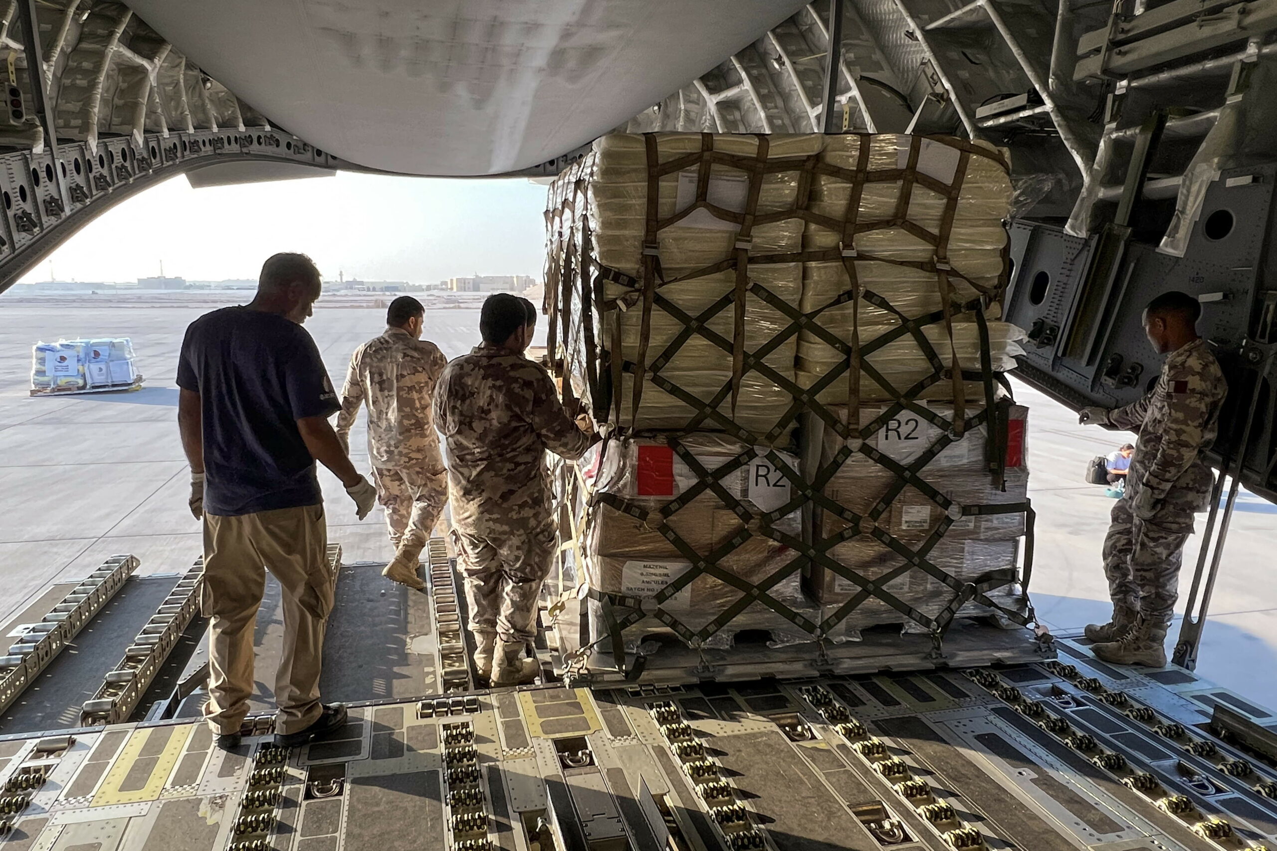 Jordan dispatches new humanitarian aid to Lebanon