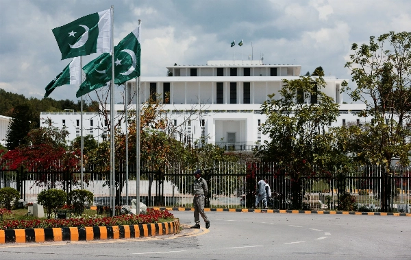 Pakistan prepares to host US-Iran talks, as Lebanon fighting continues