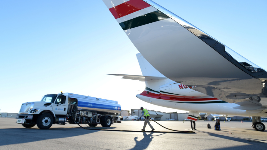 India hikes jet fuel, commercial LPG cost