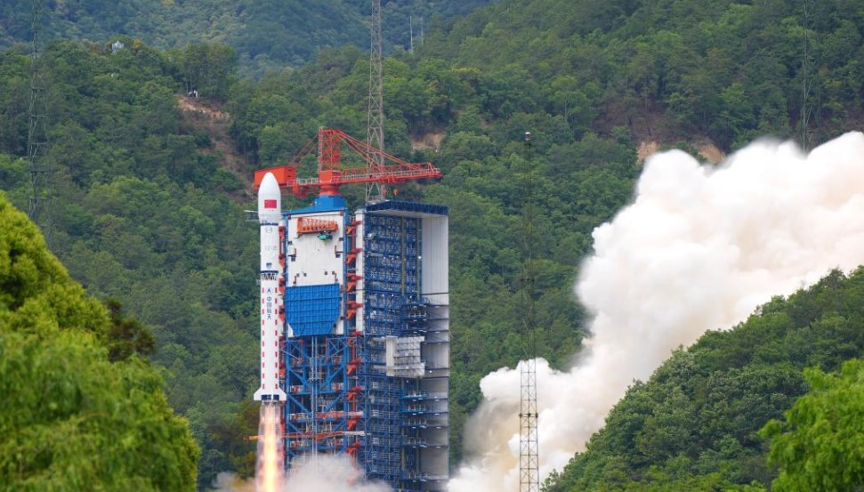 China launches new test satellites for internet technology