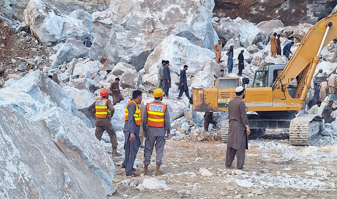 Mine collapse kills 9 workers in NW Pakistan