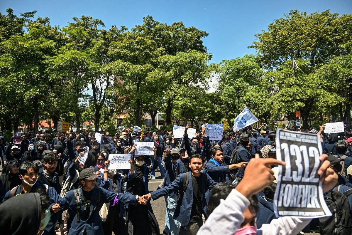 Acid attacks highlight growing danger for Indonesian activists