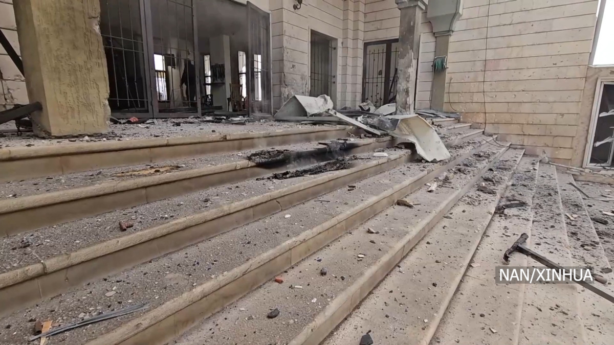 Israeli strike hits mosque in Lebanon as border violence escalates
