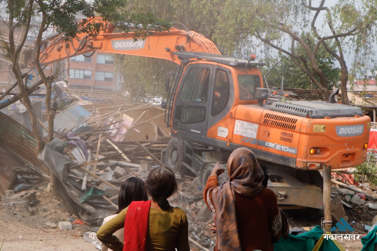Thapathali slum clearance 40% complete; evicted families set for relocation to Nagarjun