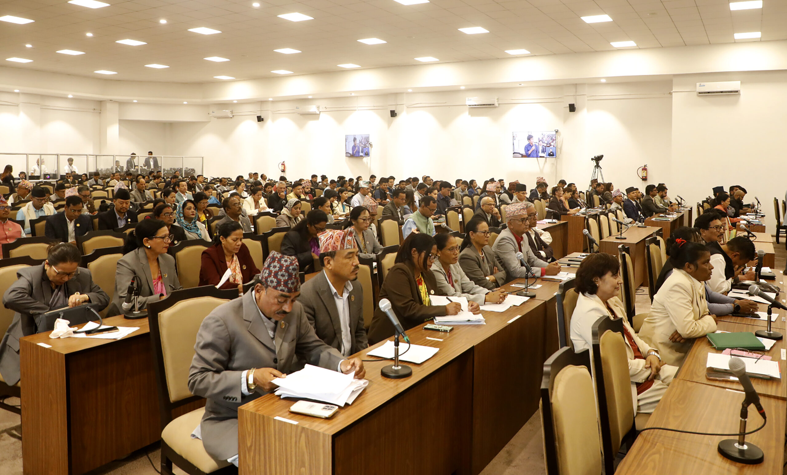 HoR meeting at 11:00 am
