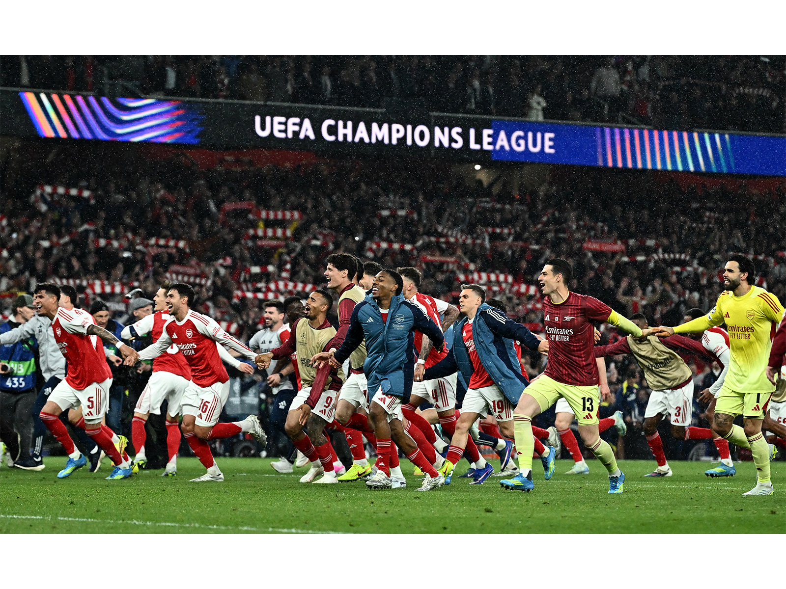 Arsenal reach Champions League final after 20-year wait