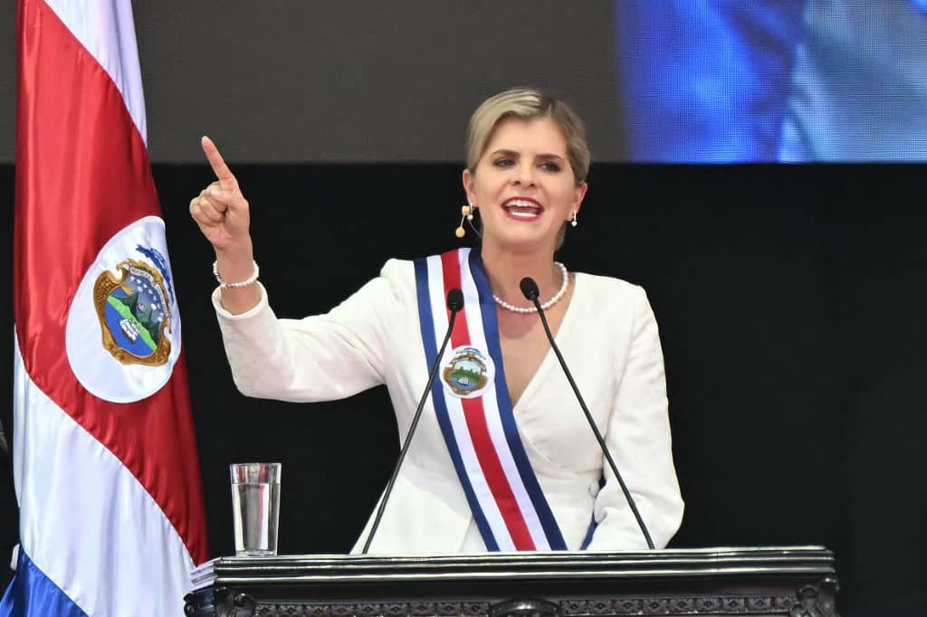 Laura Fernandez sworn in as Costa Rica’s President