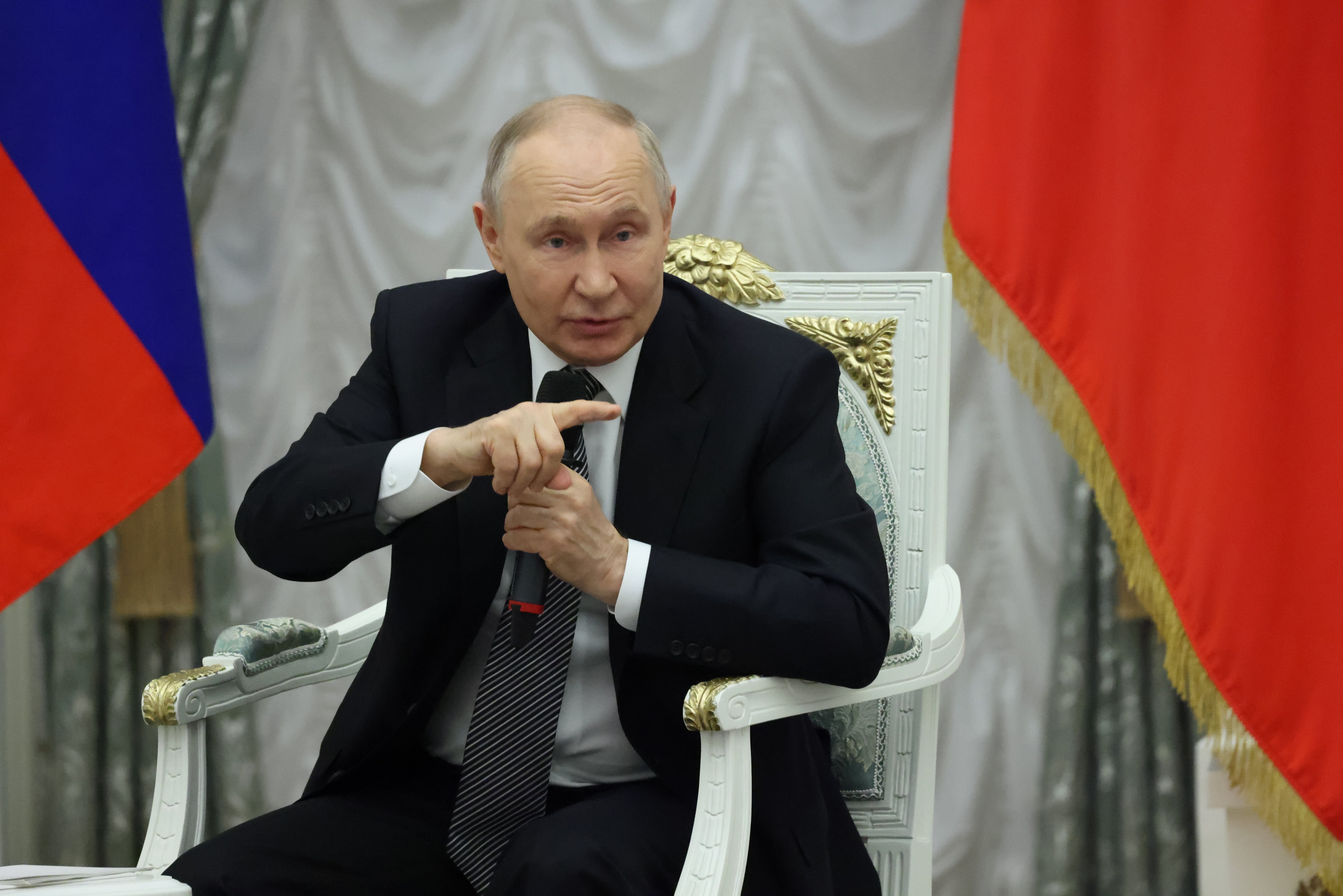 Putin signs law allowing armed forces to protect Russian citizens abroad