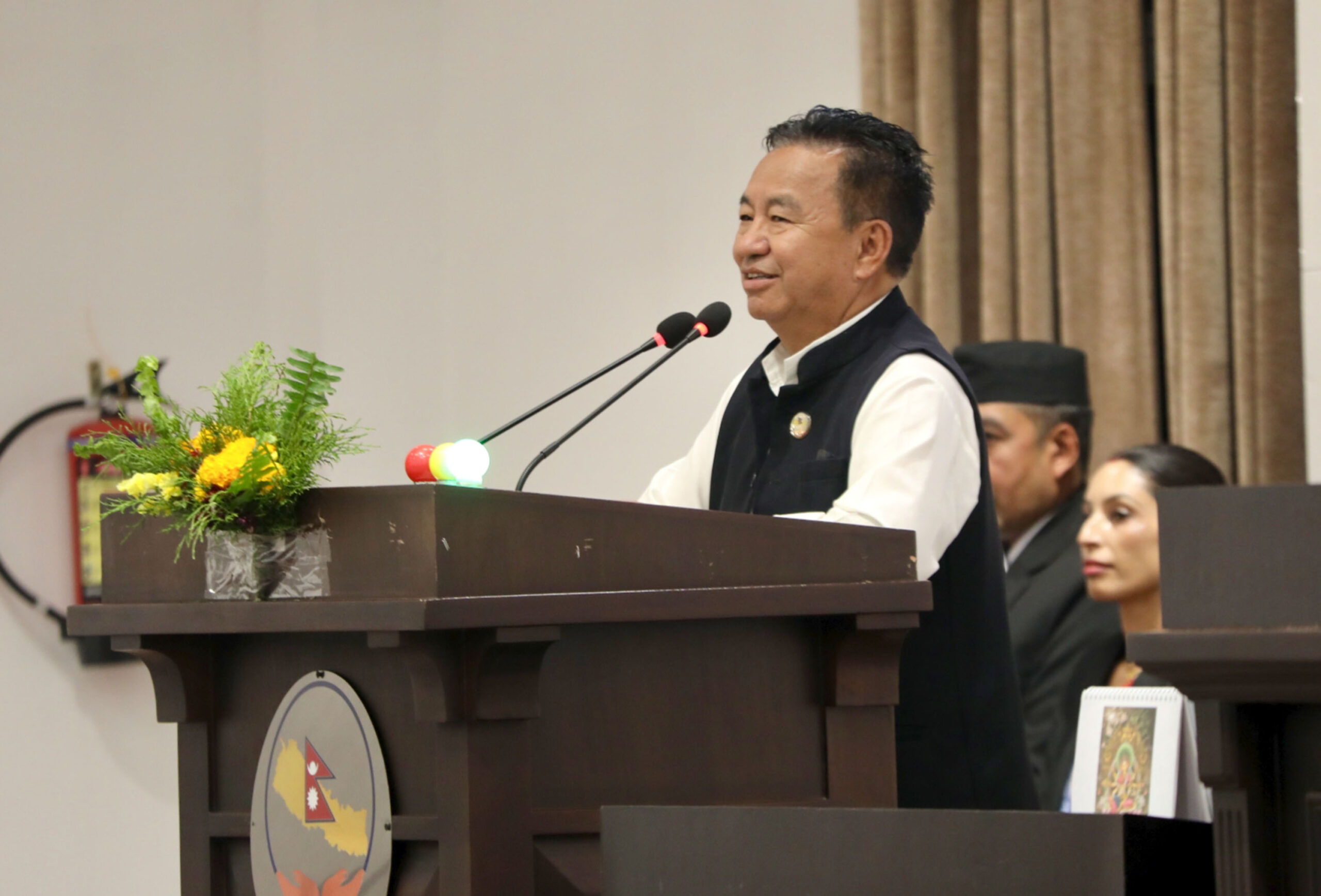 Opposition MP questions govt absence, challenges leadership in Parliament