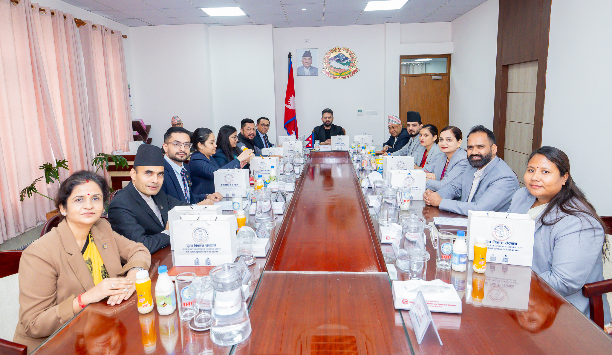 Cabinet discusses promotion of DDC products