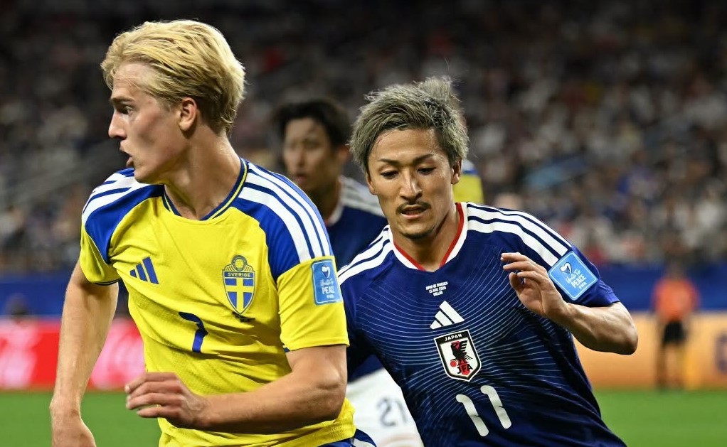 Japan, Sweden book last-32 places