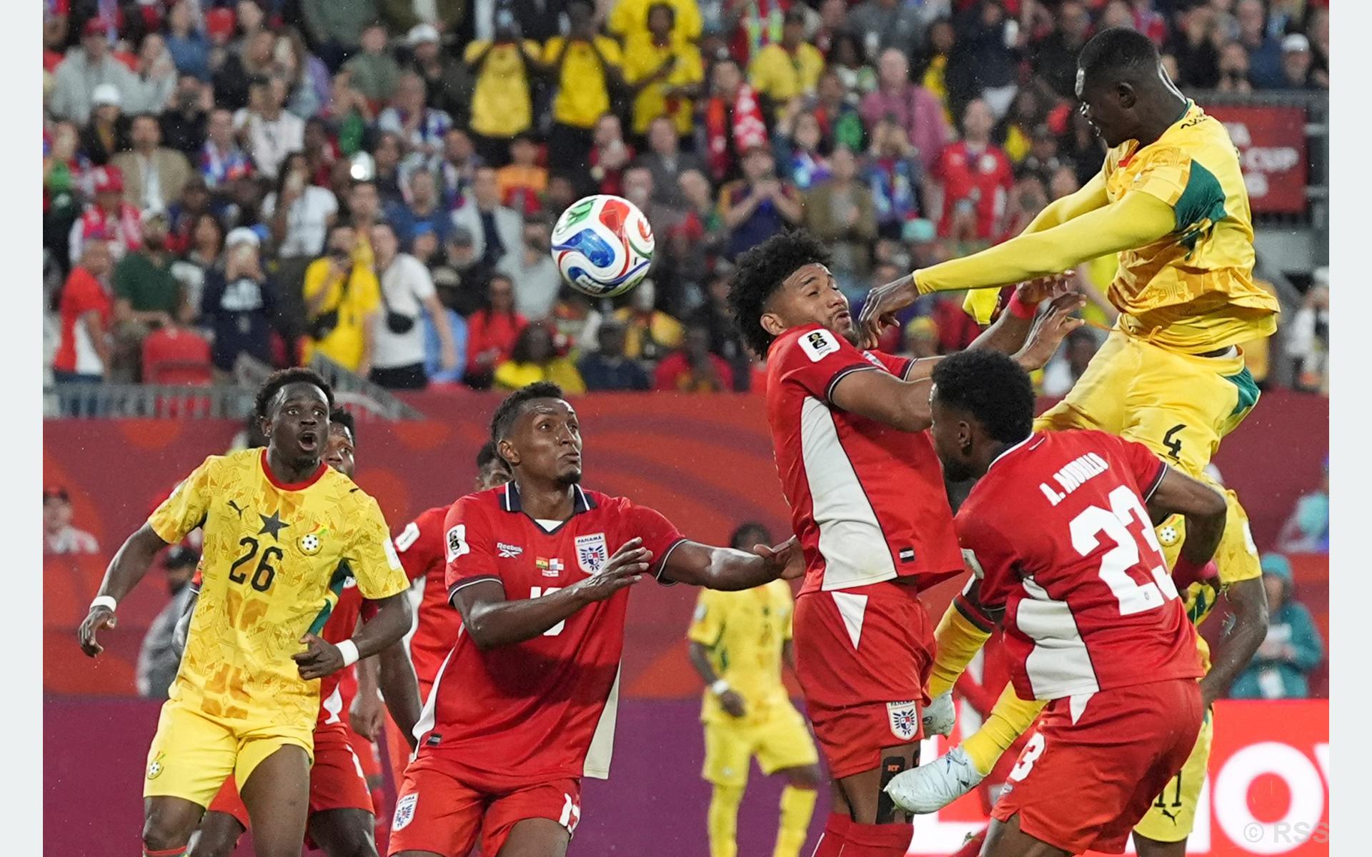 Ghana edge Panama 1-0