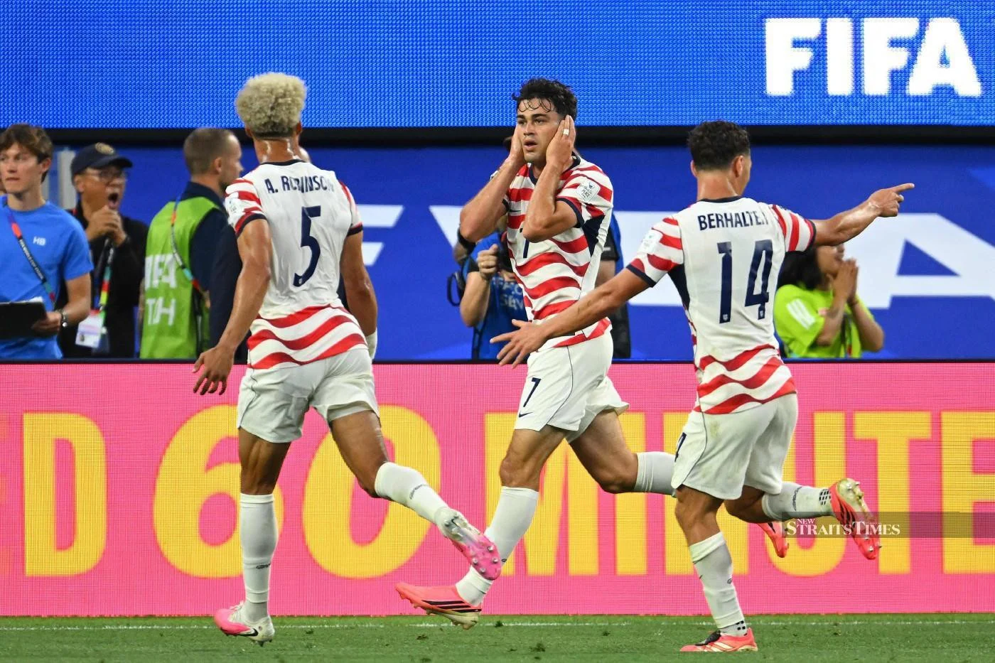 USA launch World Cup with Paraguay rout, Canada snatch draw