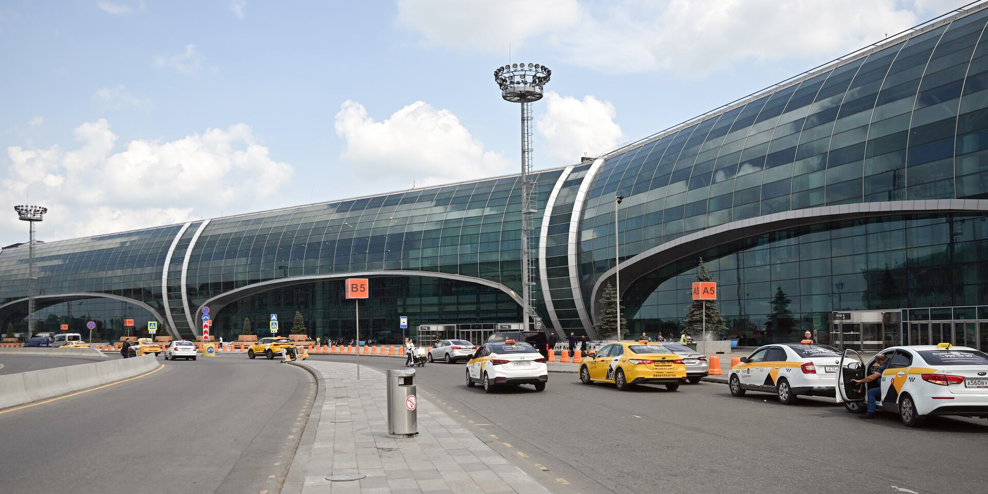 Moscow airports briefly closed after nearly 60 drones destroyed: authorities