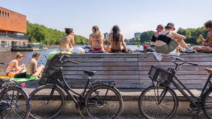 Netherlands issues rare ‘Code Orange’ heat alert as temperatures surge