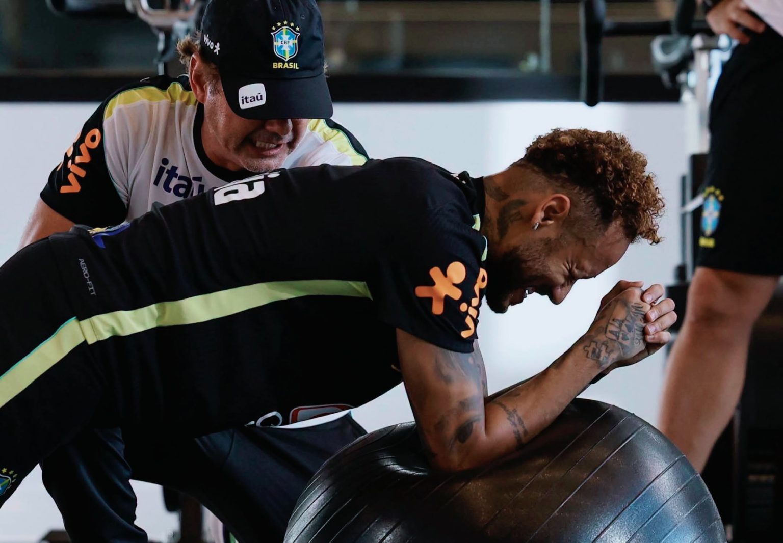 Neymar faces fitness test
