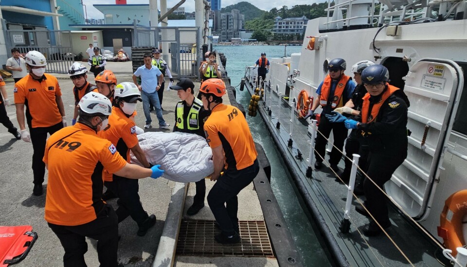6 rescued, 2 missing after fishing boat collides with LPG tanker off southeastern S. Korea