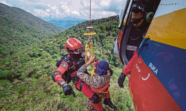 Missing Malaysian hiker’s rescue hailed a ‘miracle’