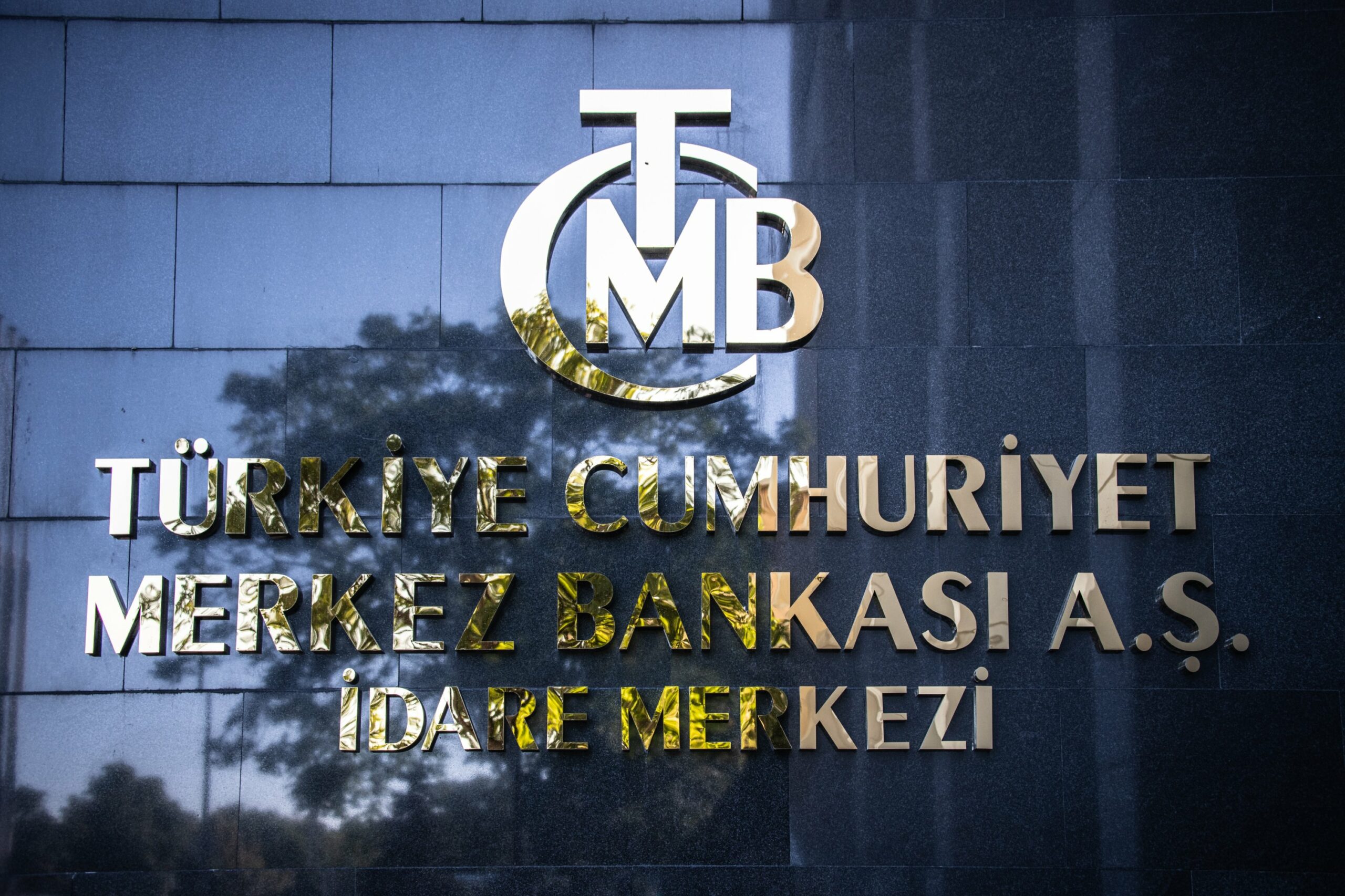 Turkey’s Central Bank holds key interest rate at 37% amid inflation pressures