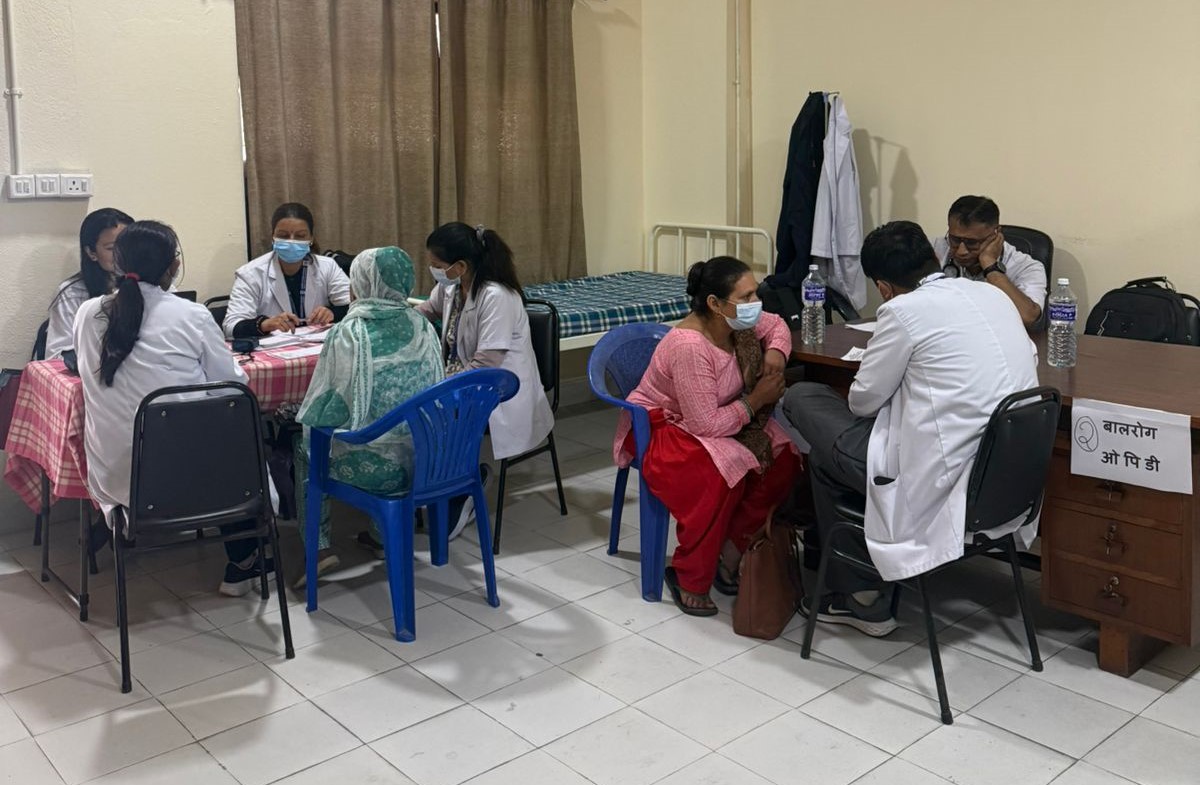 Regular health checkups & treatment for squatters in holding centers