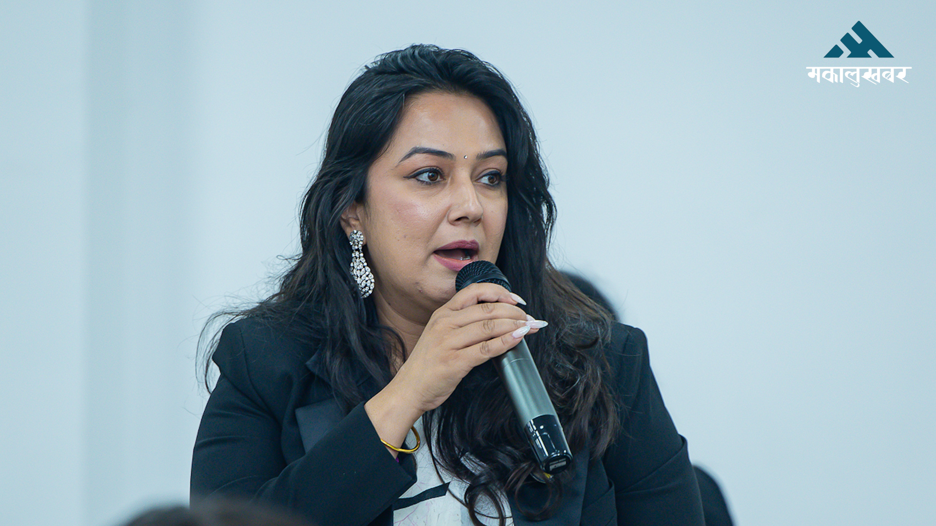 Khushbu raises concern over purpose of Parliament’s five-day adjournment